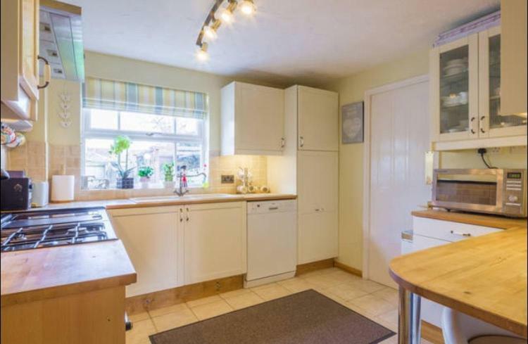 Comfy Private Room In Shared House Cambridge  Luaran gambar
